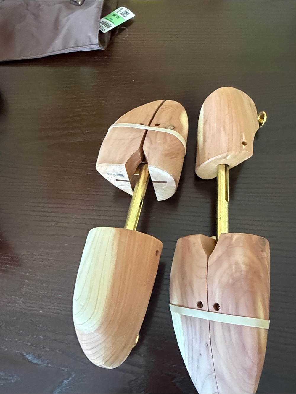 Charles Tyrwhitt Natural Wood Cedar Shoe Trees with Brass Hardware - Picture 4 of 4